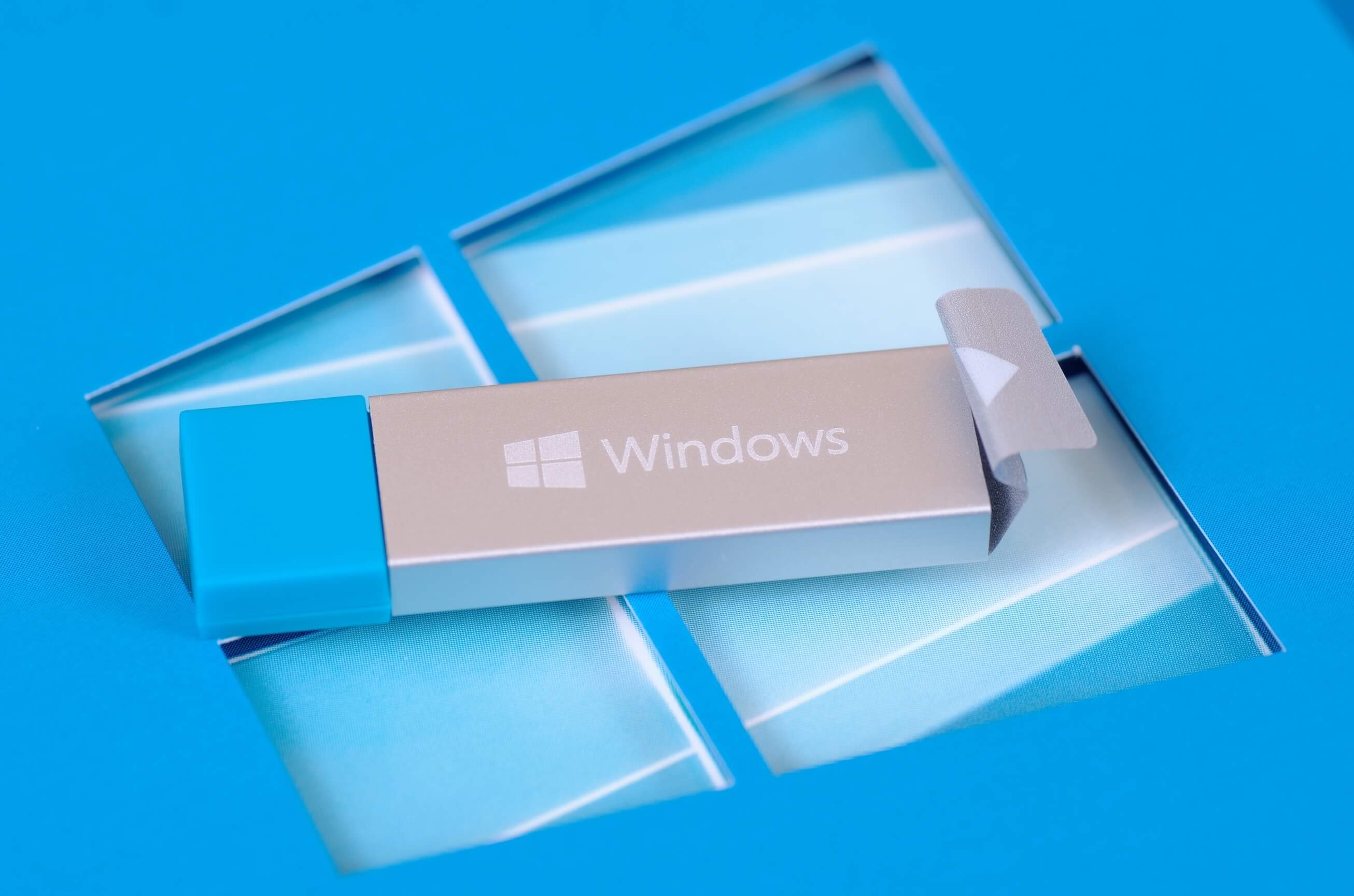 How to install windows 10 from usb with uefi support